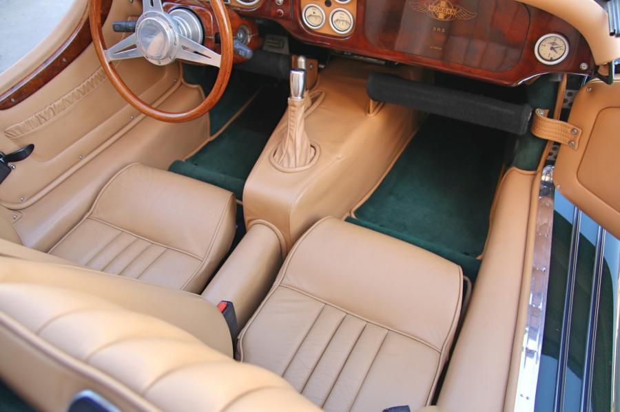Интерьер Morgan Roadster 2005 года  (фото 97 из 146)